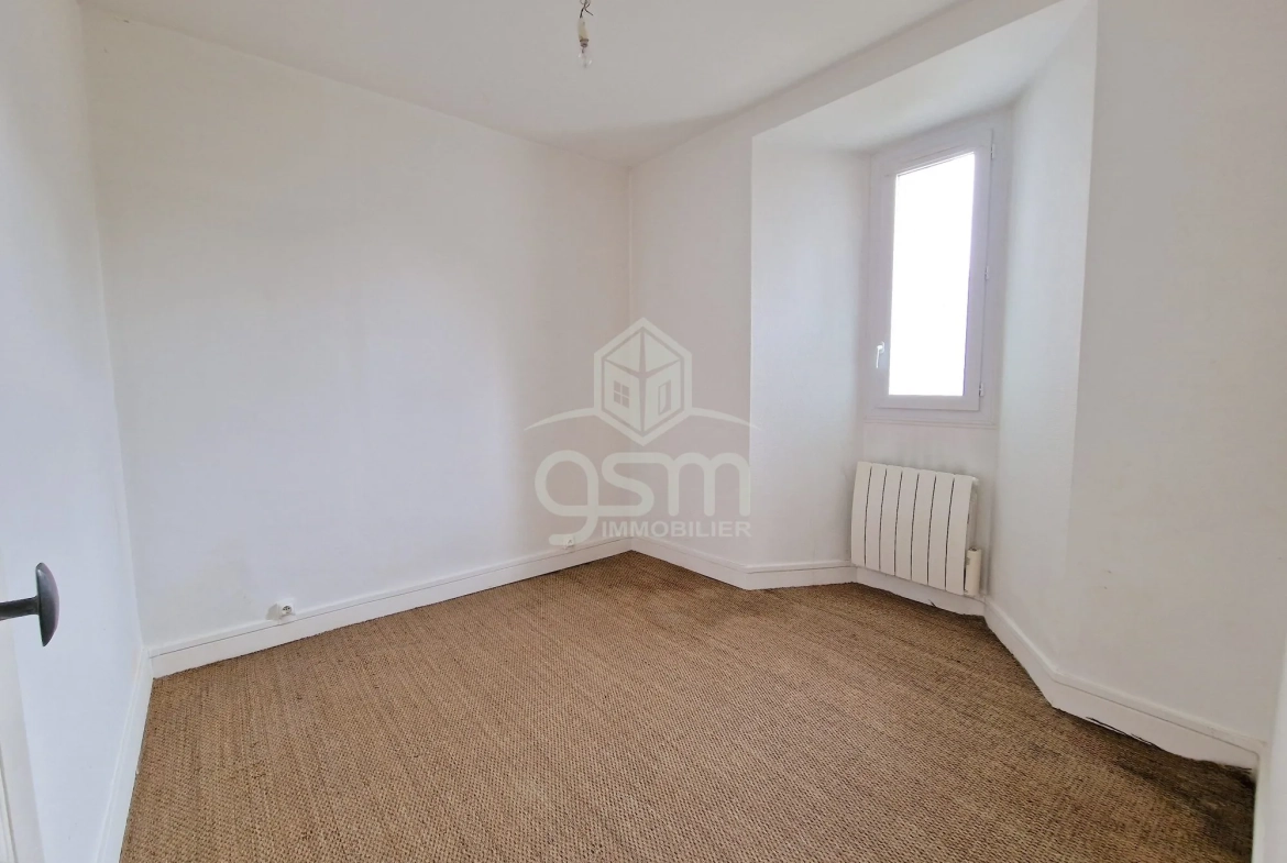 Maison de ville à Monts avec deux appartements indépendants - Investissement ou habitation 