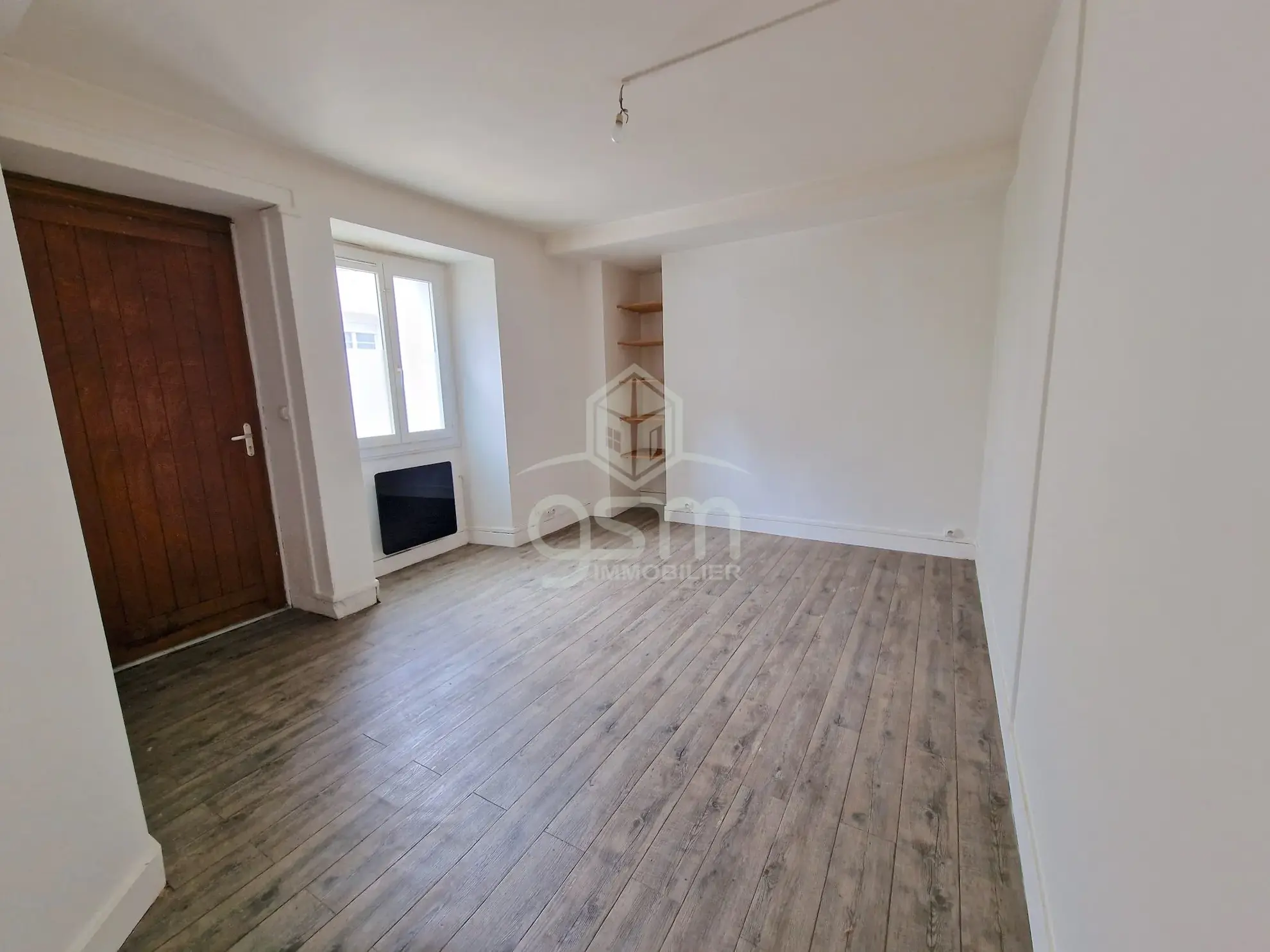 Maison de ville à Monts avec deux appartements indépendants - Investissement ou habitation 