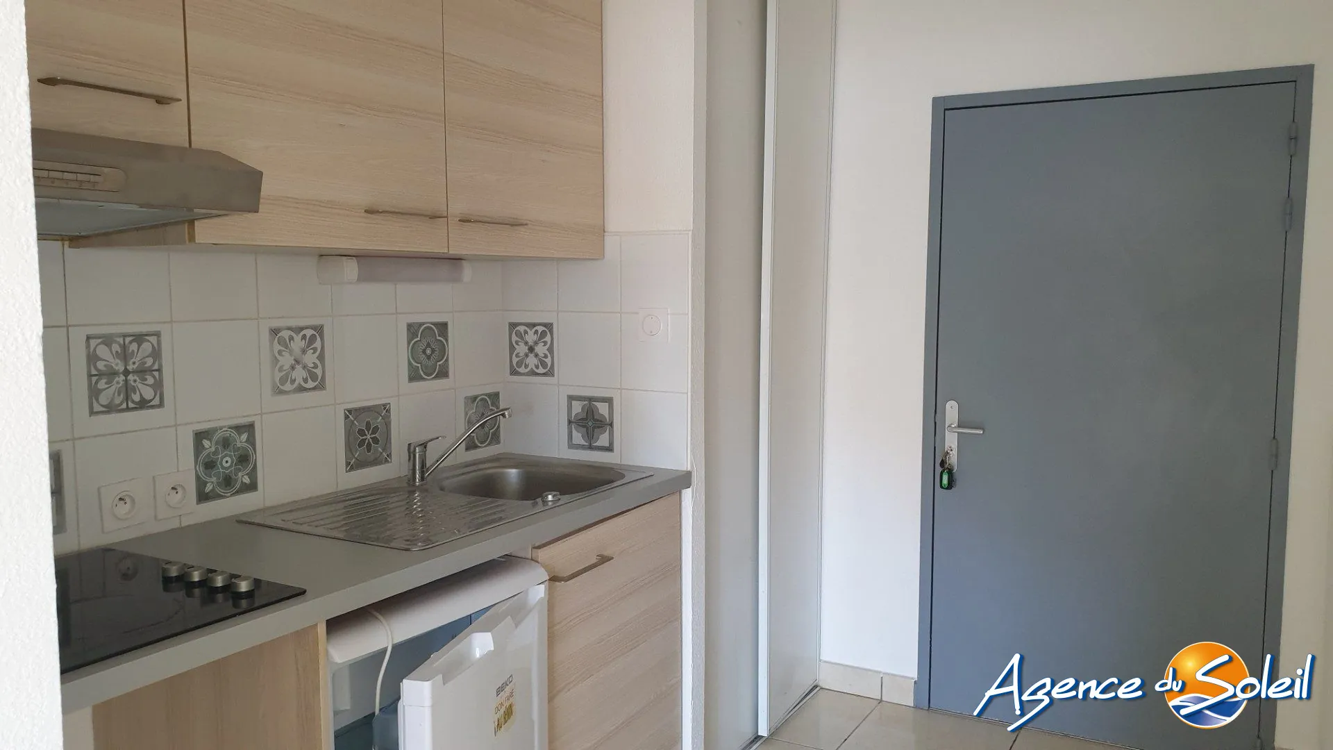 Appartement T1 avec terrasse et parking à Saint-Laurent-de-la-Salanque 