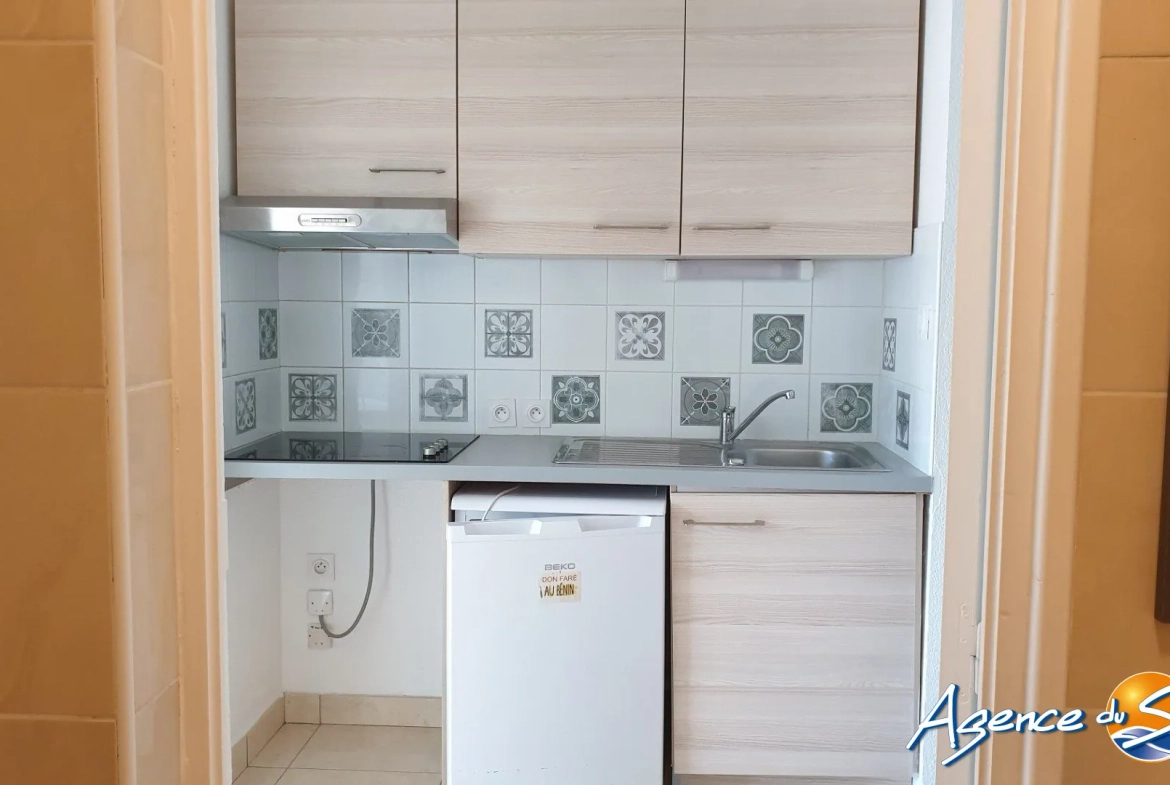Appartement T1 avec terrasse et parking à Saint-Laurent-de-la-Salanque 