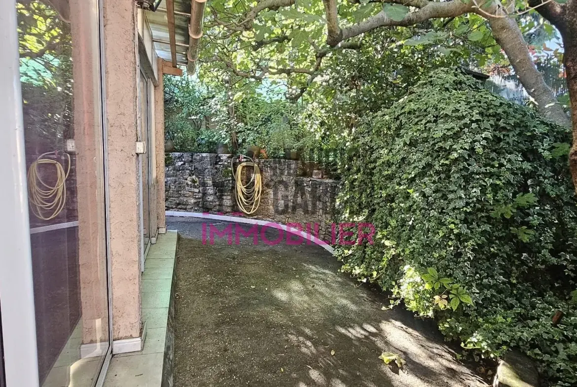 Maison en viager occupé à vendre à Carpentras, 4 chambres, jardin, investissez durablement 