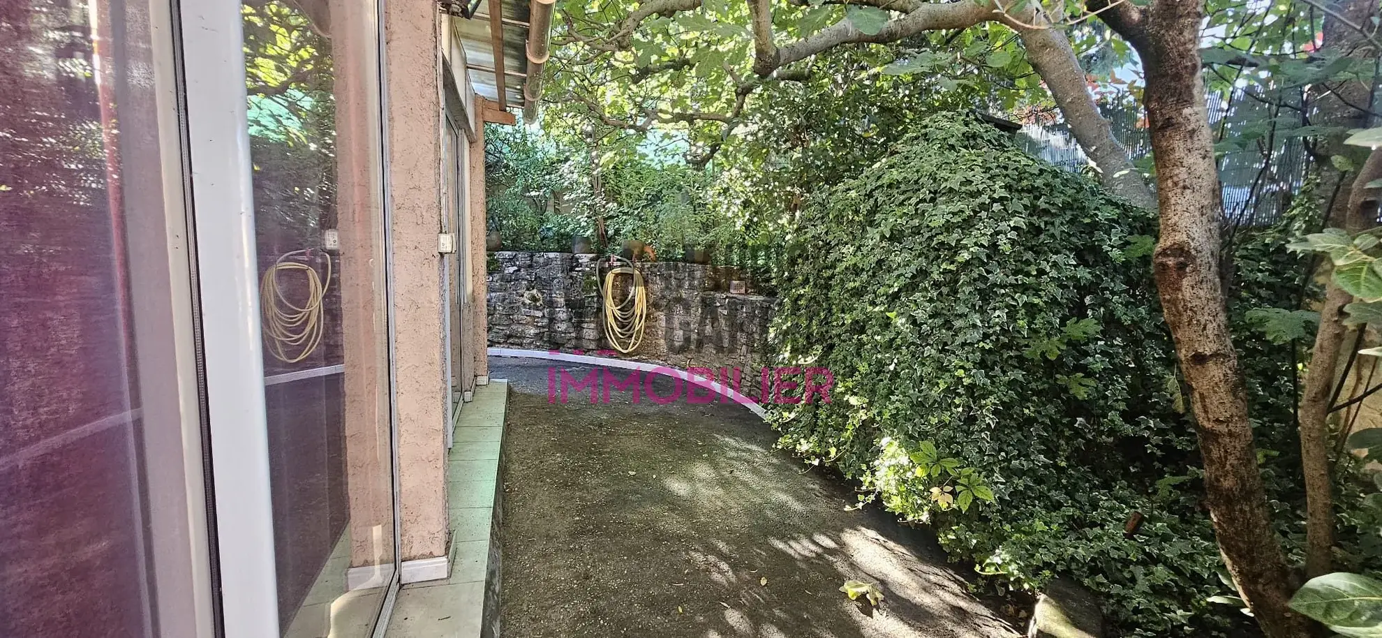 Maison en viager occupé à vendre à Carpentras, 4 chambres, jardin, investissez durablement 