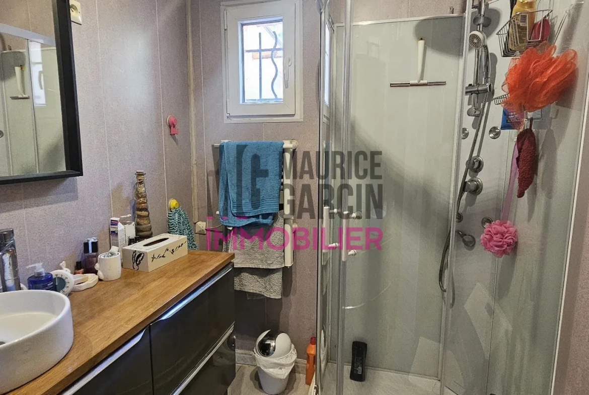 Maison en viager occupé à vendre à Carpentras, 4 chambres, jardin, investissez durablement 