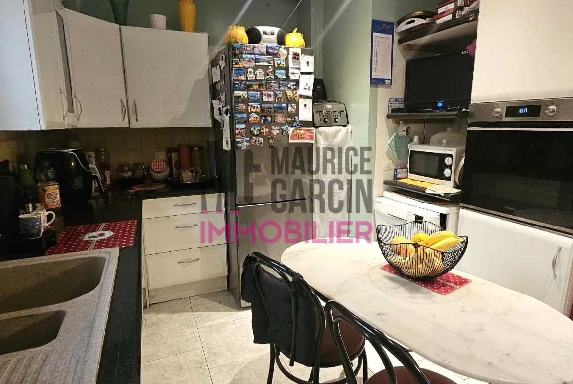 Maison en viager occupé à vendre à Carpentras, 4 chambres, jardin, investissez durablement 