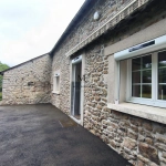 Longère à vendre à Saint-Pierre-des-Nids - 4 chambres, terrain clos et garage