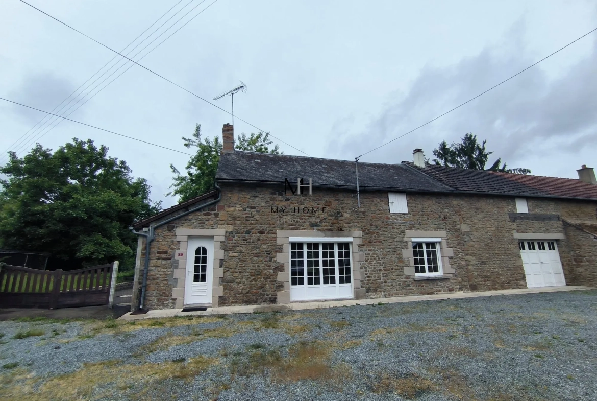 Longère à vendre à Saint-Pierre-des-Nids - 4 chambres, terrain clos et garage 