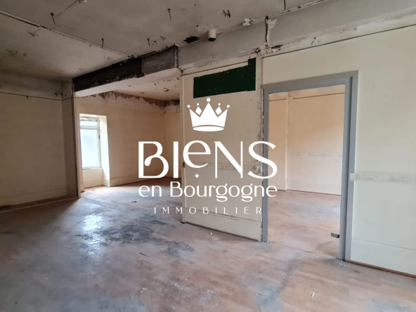 Appartement T2 à rénover au centre de Chalon-sur-Saône – Opportunité rare