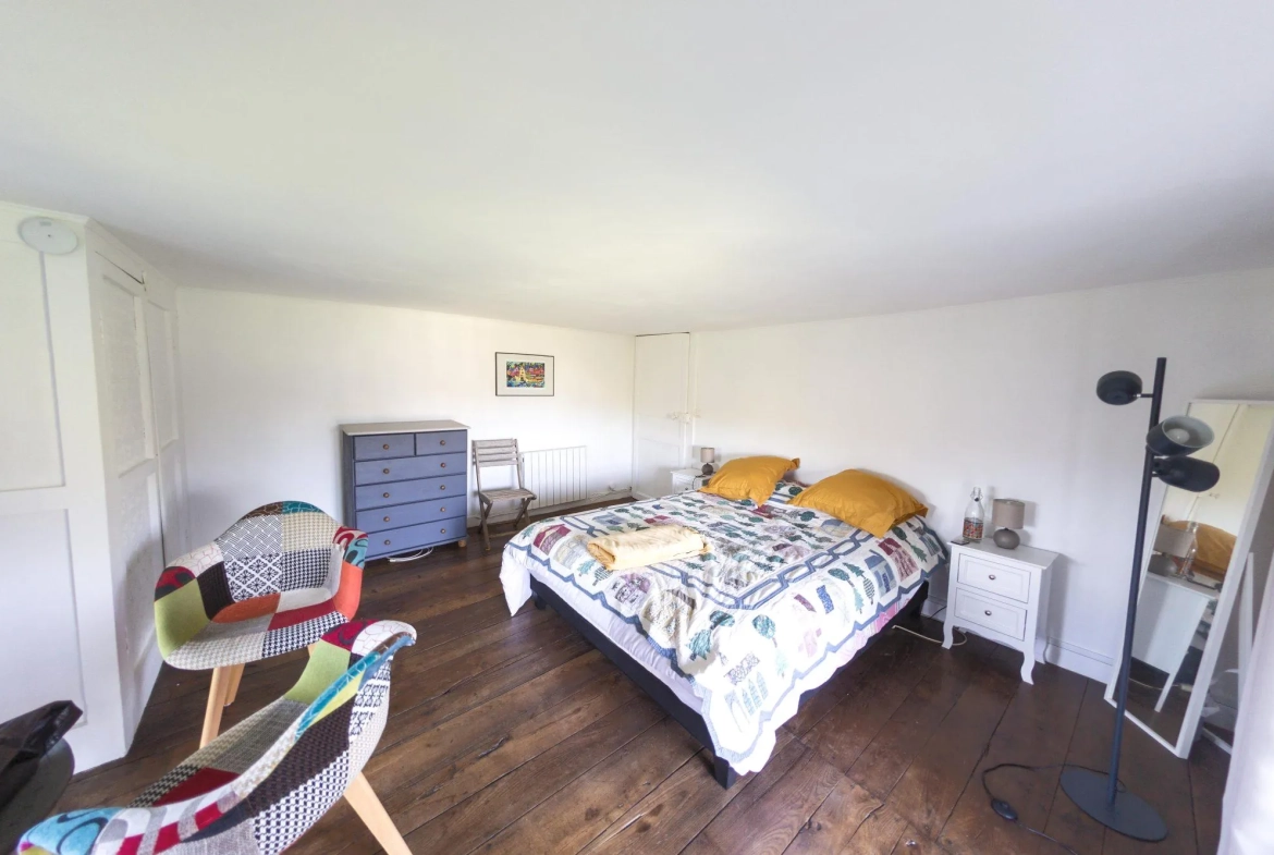 Appartement 35m² à Dinan avec vue sur le viaduc, résidence principale uniquement 