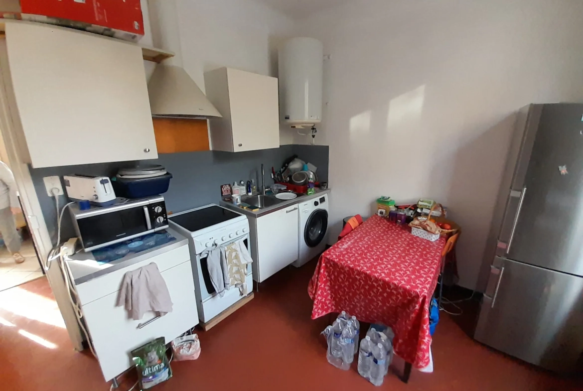 Investissement locatif à Toulon - T2 dernier étage loué dans quartier calme 