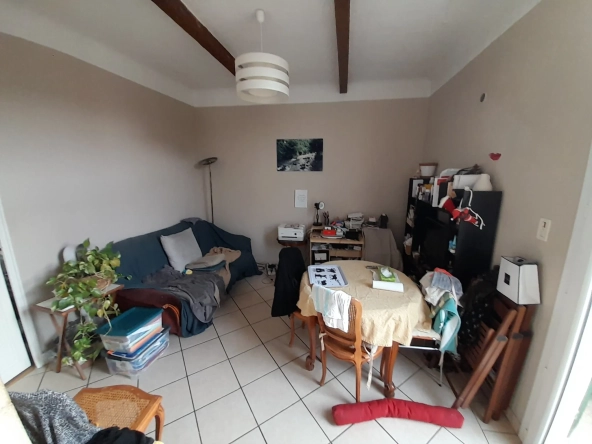 Investissement locatif à Toulon - T2 dernier étage loué dans quartier calme