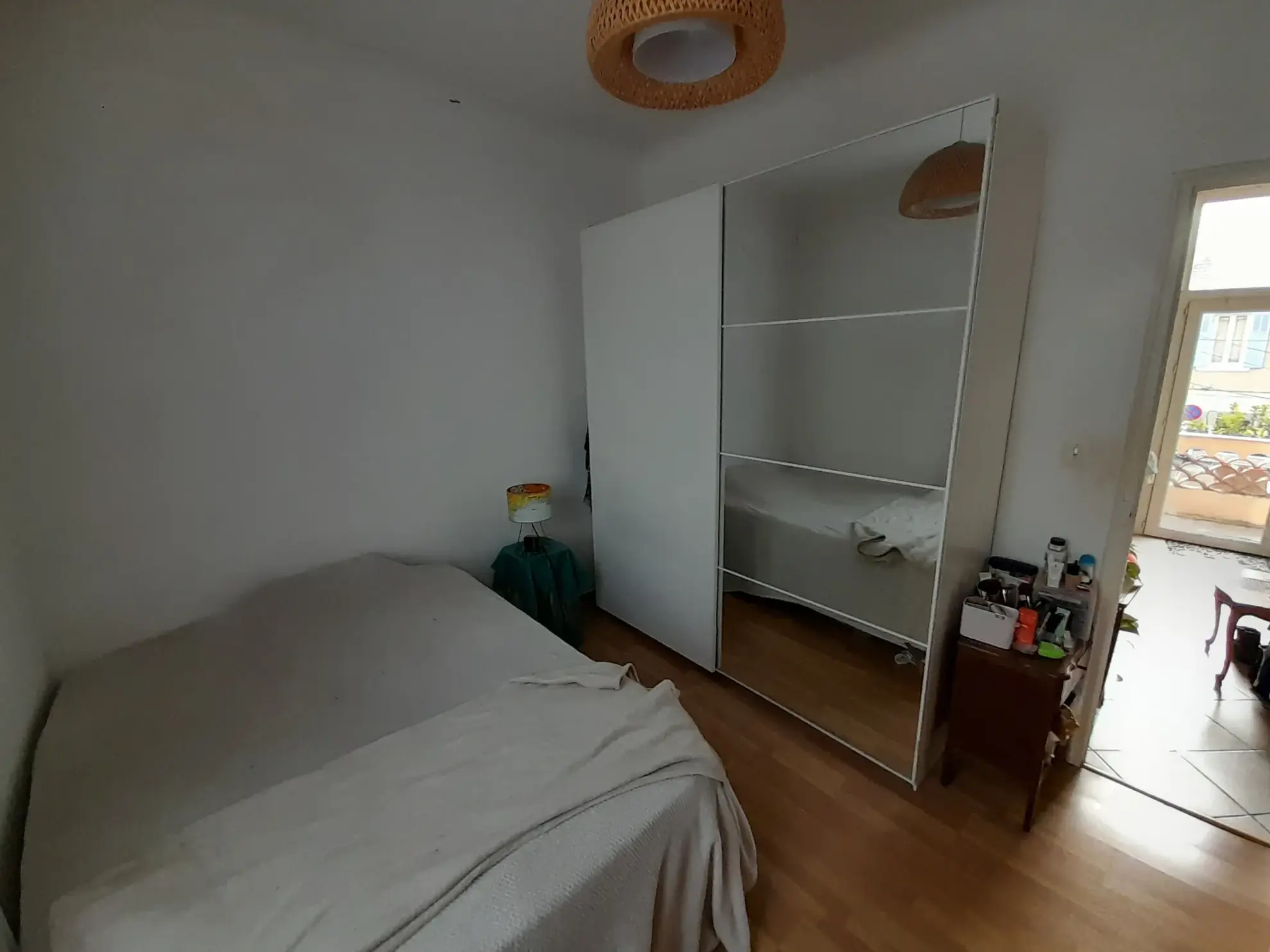 Investissement locatif à Toulon - T2 dernier étage loué dans quartier calme 
