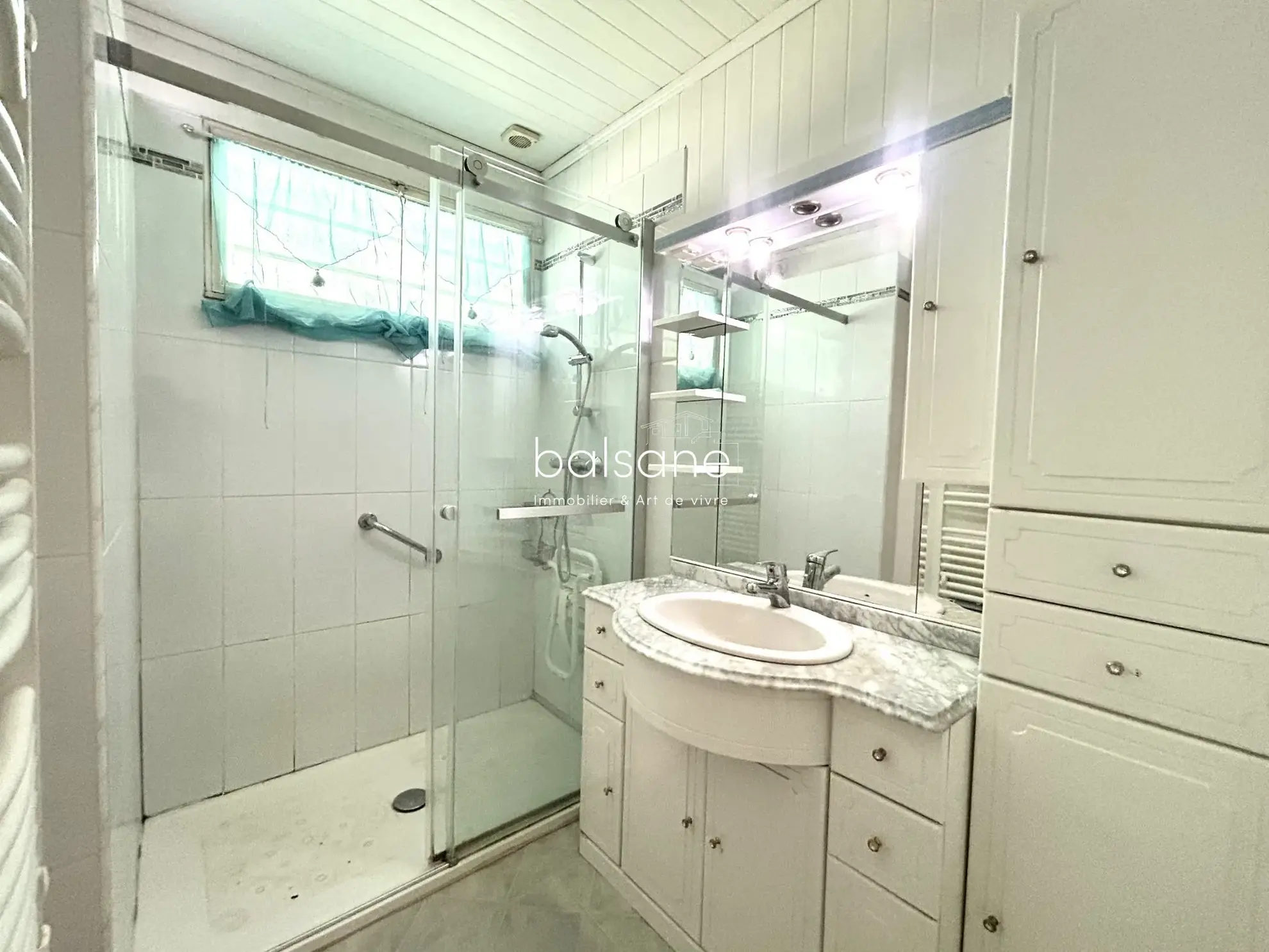 Maison de plain-pied avec 4 chambres à Petit-Couronne - 92 m² 