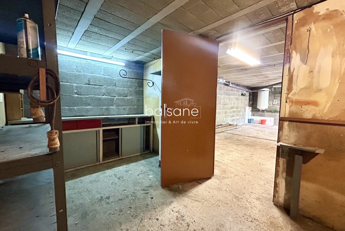 Maison de plain-pied avec 4 chambres à Petit-Couronne - 92 m² 