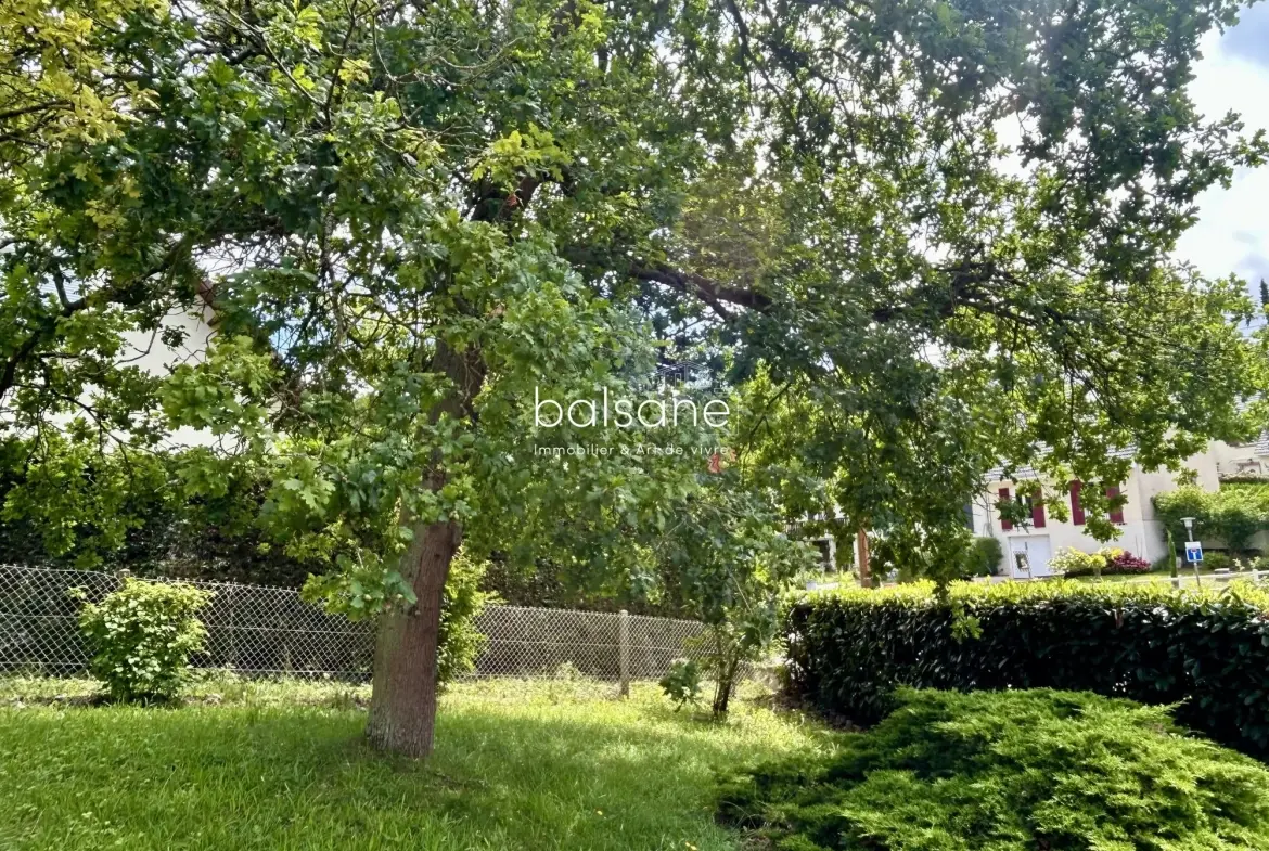 Maison de plain-pied avec 4 chambres à Petit-Couronne - 92 m² 