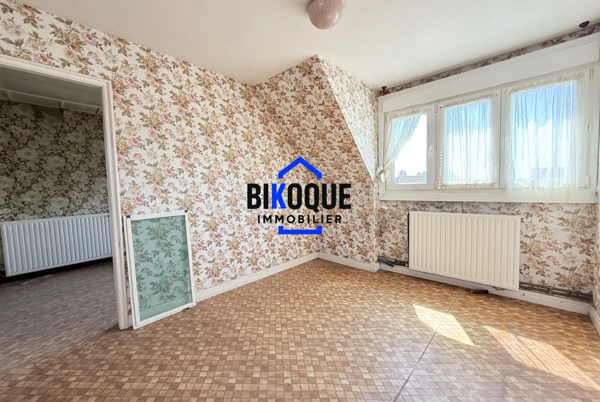 Maison à rénover aux Moëres avec jardin plein sud et potentiel élevé 