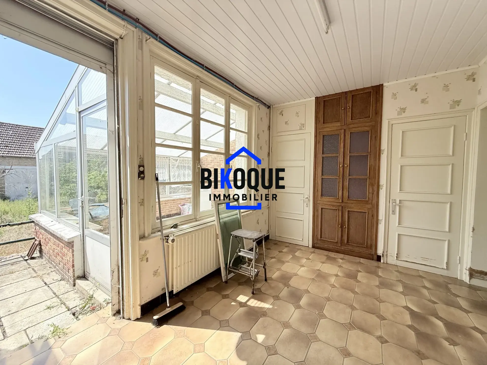 Maison à rénover aux Moëres avec jardin plein sud et potentiel élevé 