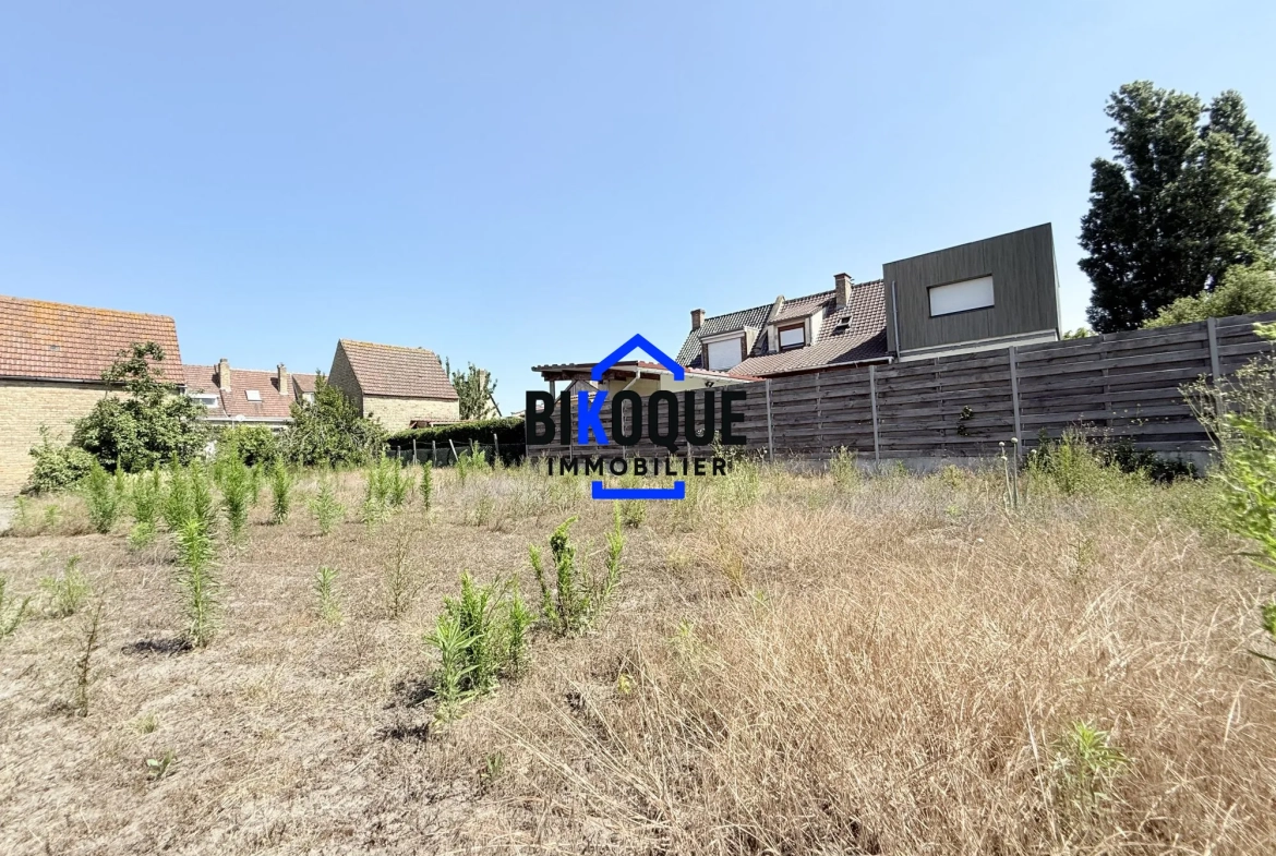 Maison à rénover aux Moëres avec jardin plein sud et potentiel élevé 