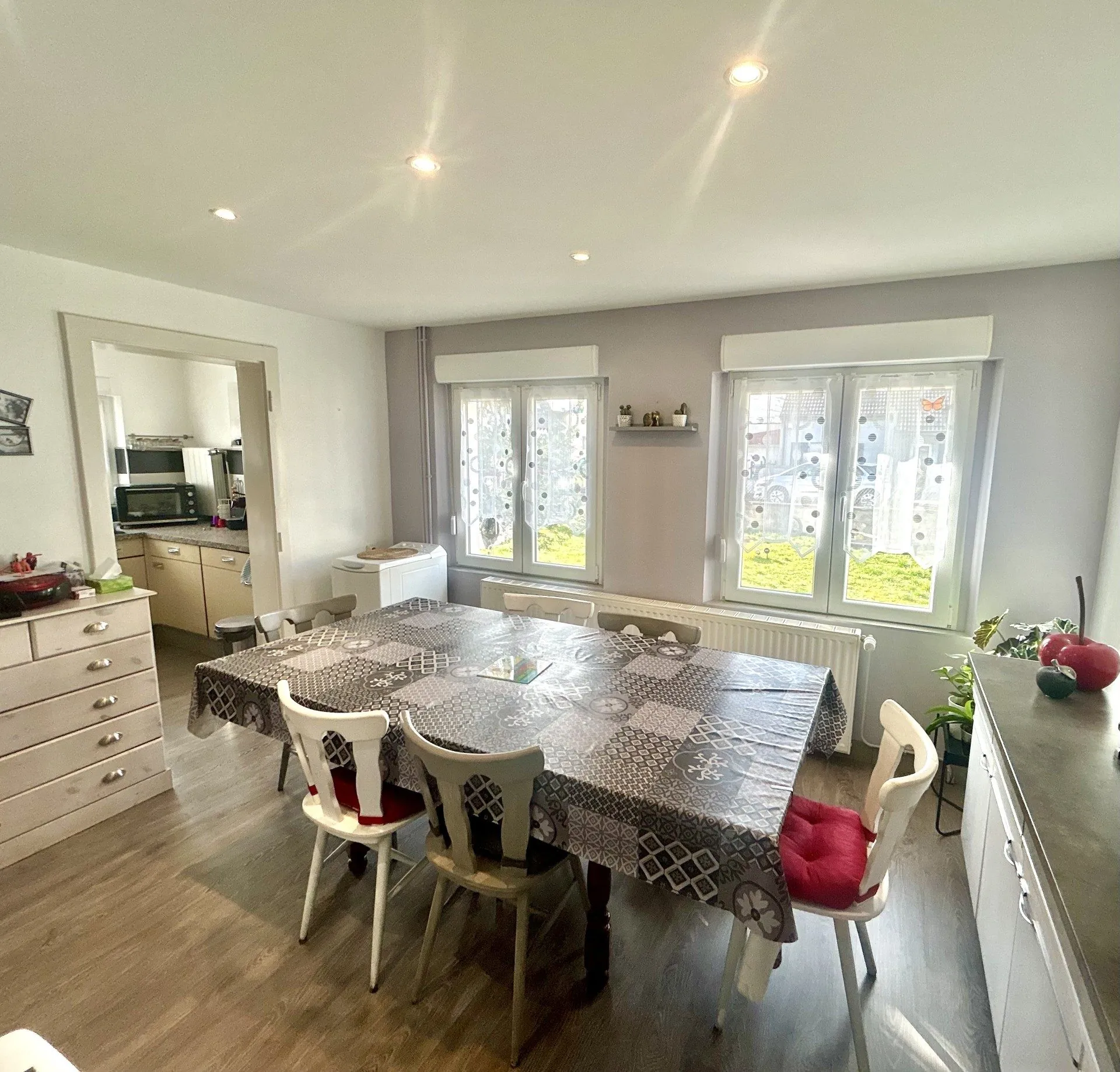 Maison individuelle de 73m² avec jardin à Amnéville, proche loisirs et commodités 