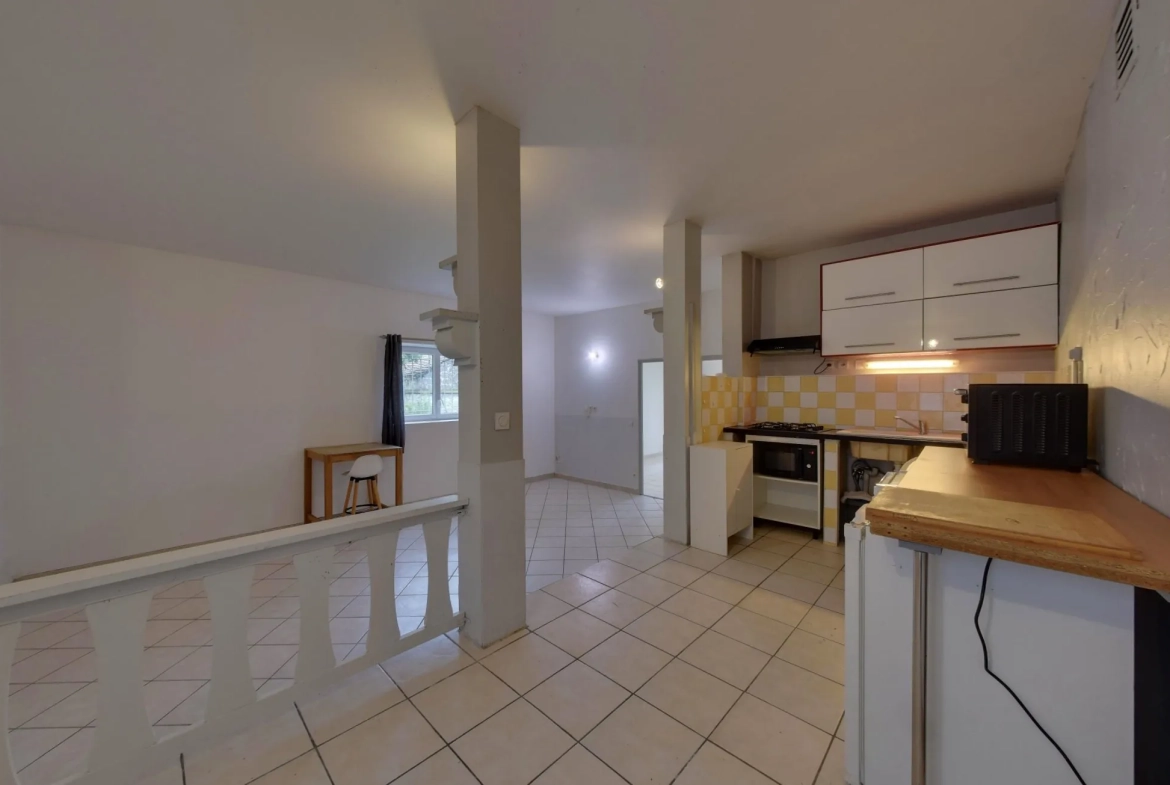 Appartement 3 pièces avec grande terrasse à Grenoble - Emplacement idéal 