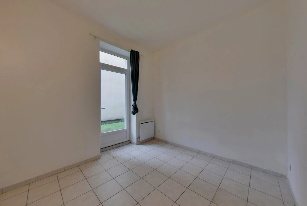 Appartement 3 pièces avec grande terrasse à Grenoble - Emplacement idéal 