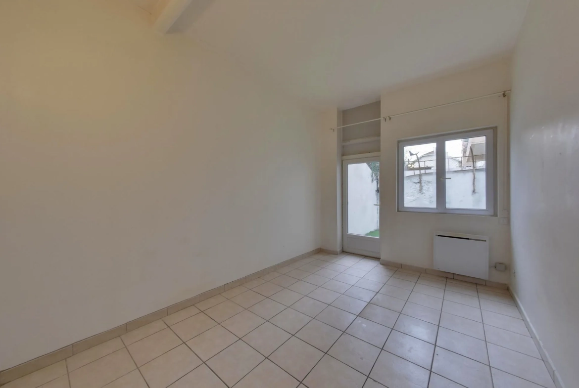 Appartement 3 pièces avec grande terrasse à Grenoble - Emplacement idéal 