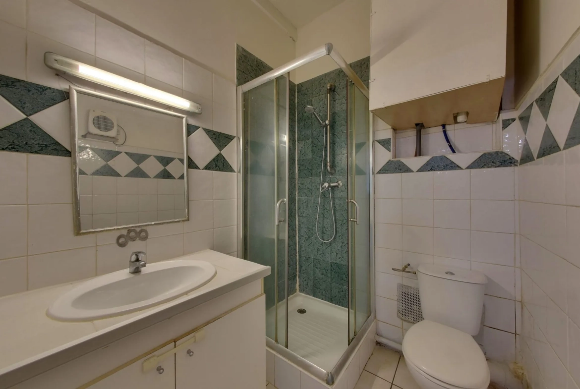 Appartement 3 pièces avec grande terrasse à Grenoble - Emplacement idéal 