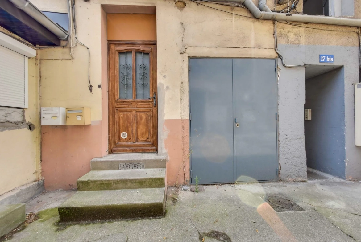 Appartement 3 pièces avec grande terrasse à Grenoble - Emplacement idéal 