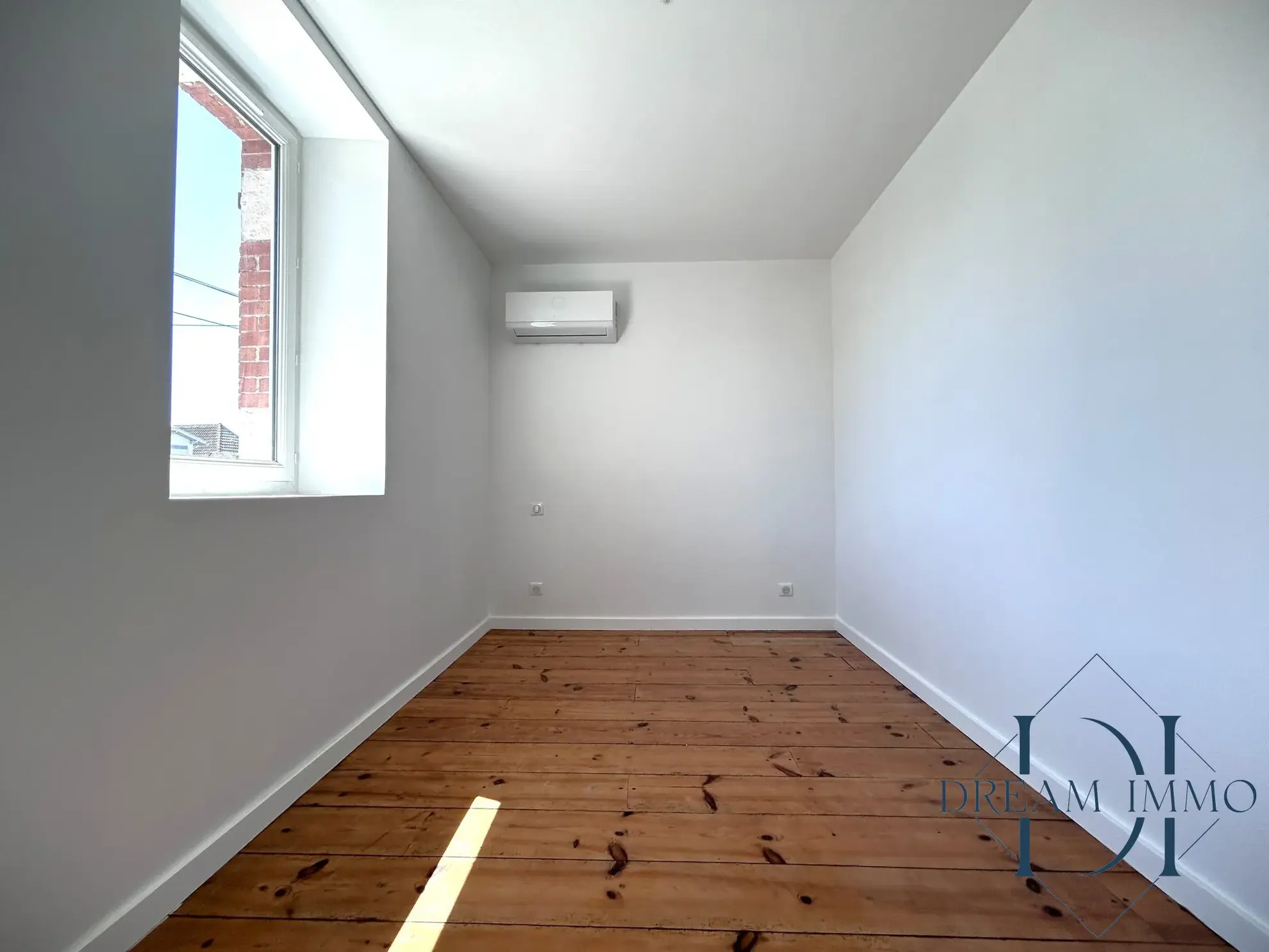 Maison duplex rénovée avec stationnement à Saint-Paul-lès-Dax 