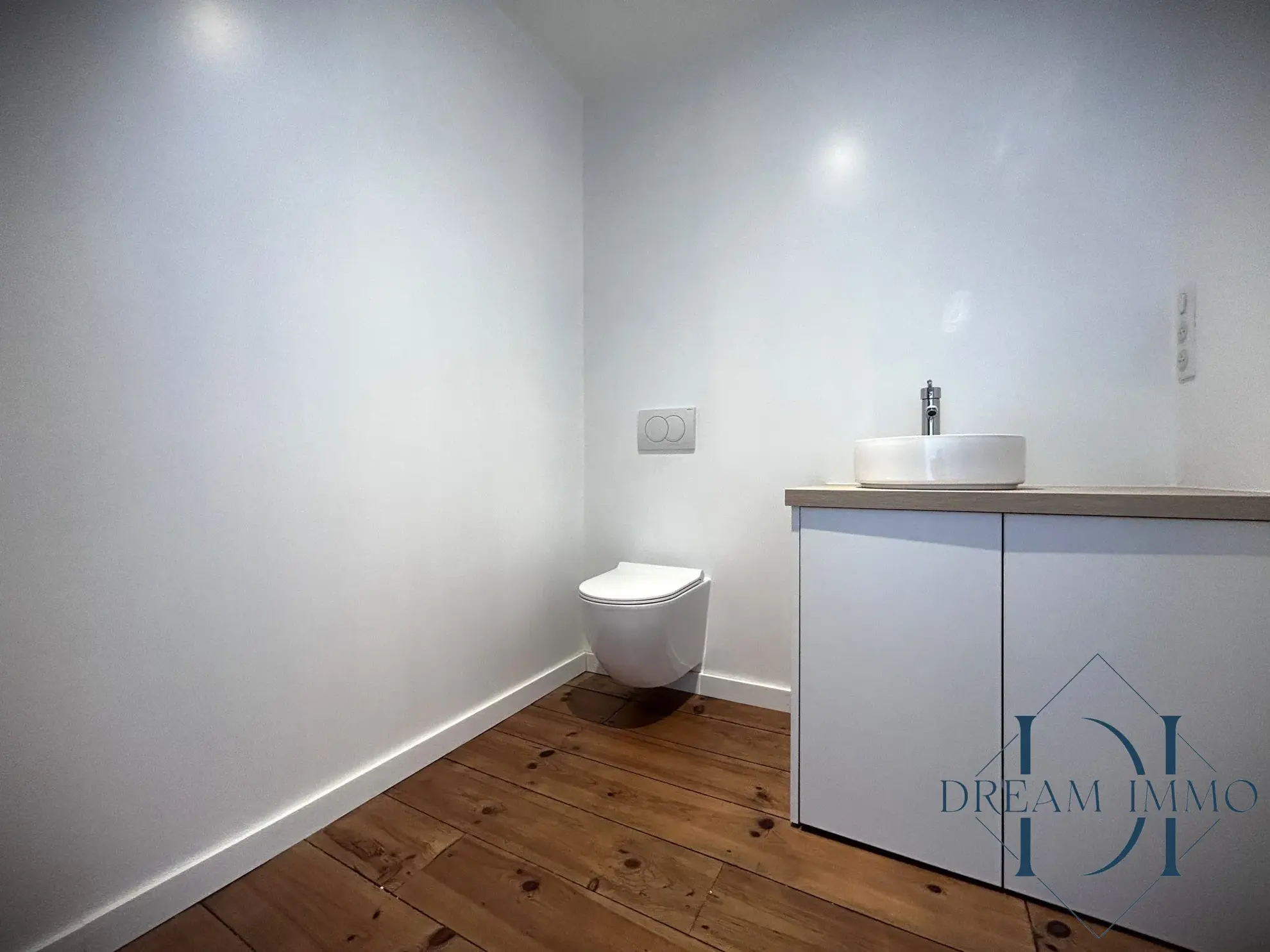 Maison duplex rénovée avec stationnement à Saint-Paul-lès-Dax 