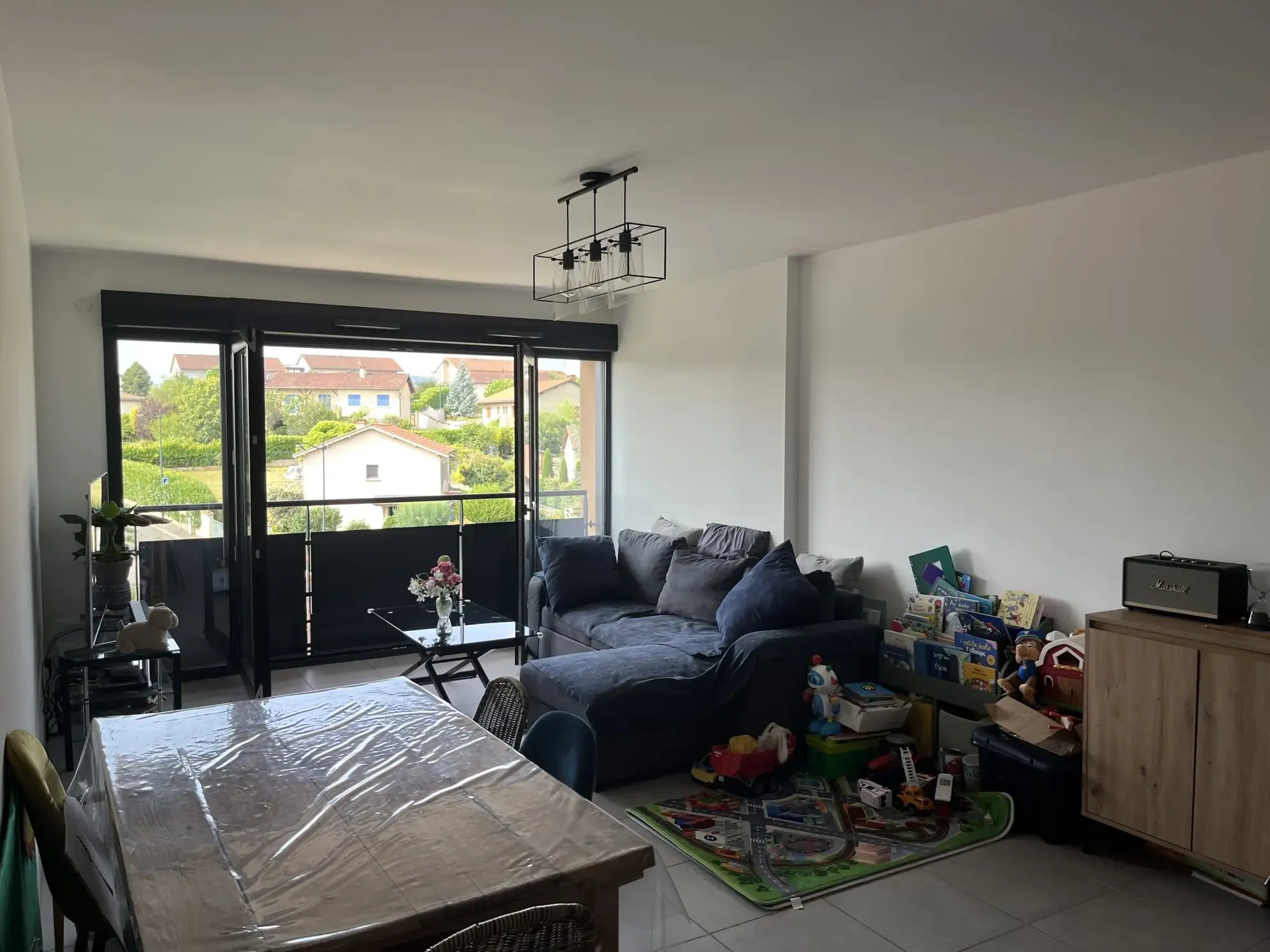 Appartement T3 récent de 69m² avec garage à Odenas 