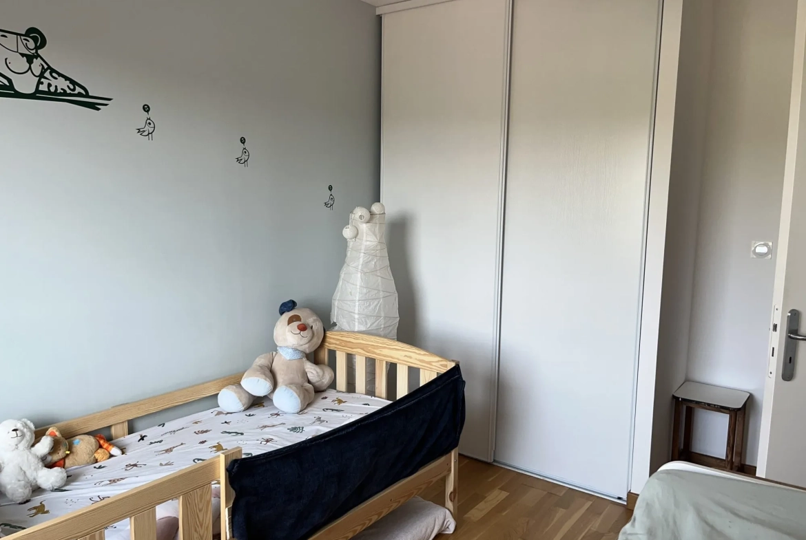 Appartement T3 récent de 69m² avec garage à Odenas 