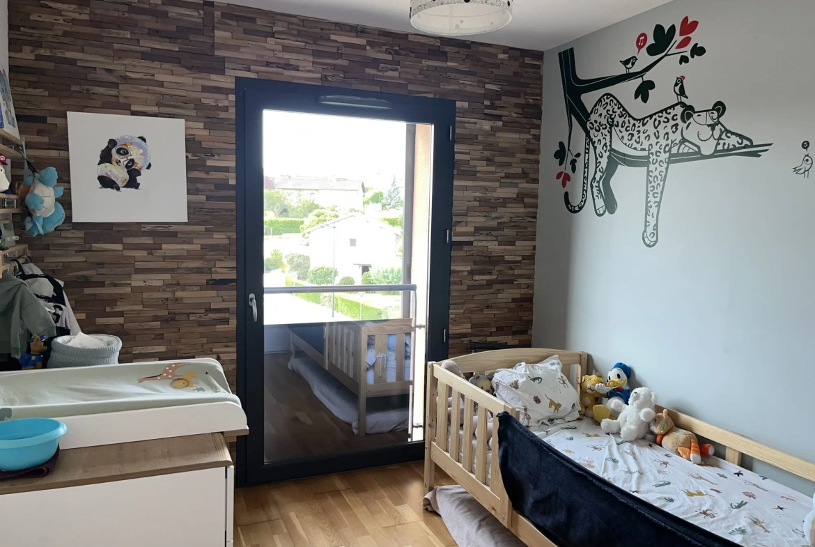 Appartement T3 récent de 69m² avec garage à Odenas 