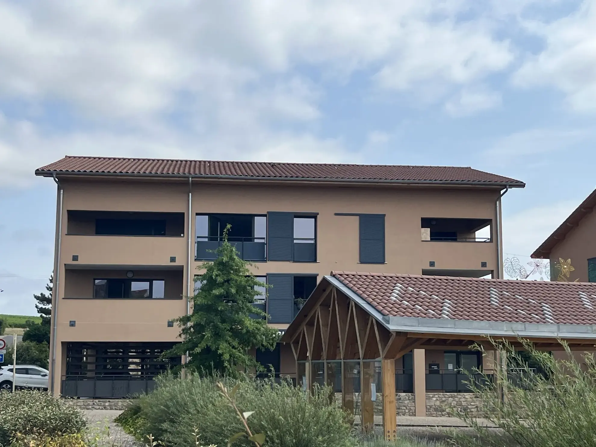 Appartement T3 récent de 69m² avec garage à Odenas 