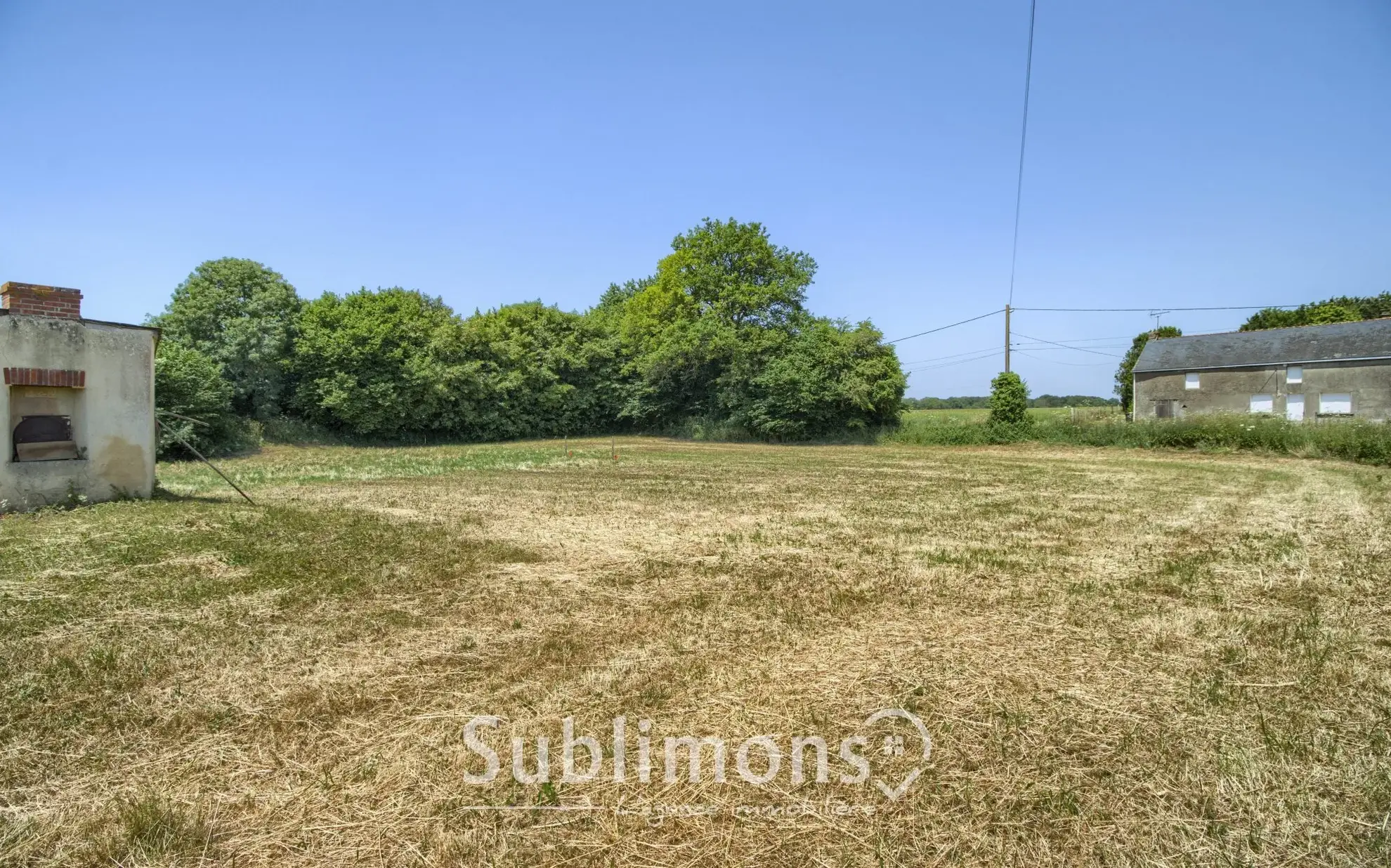 Terrain constructible de 633 m² à Saint-Gildas-des-Bois – Cadre paisible et proximité des commodités 
