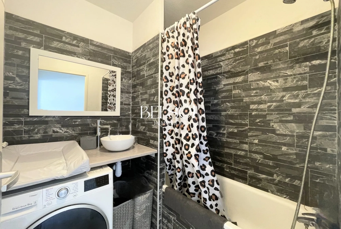 Appartement T4 de 83 m² avec terrasse et parking à Perpignan - Secteur Porte d'Espagne 