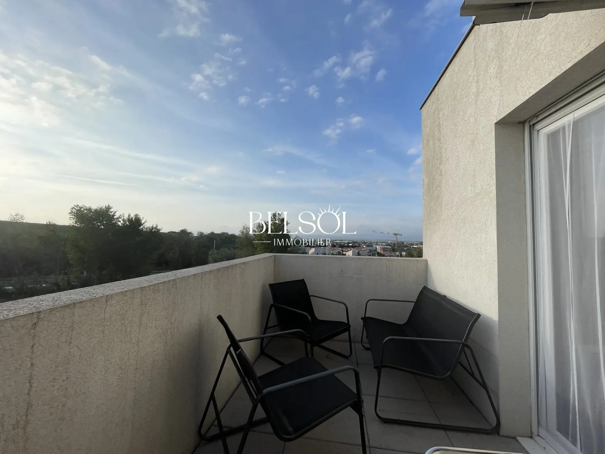 Appartement T4 de 83 m² avec terrasse et parking à Perpignan - Secteur Porte d'Espagne 