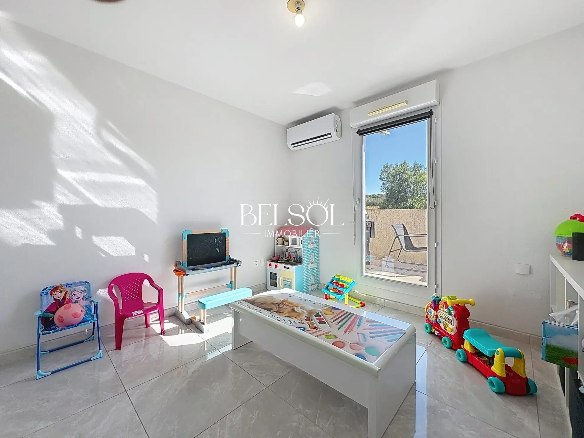 Appartement T4 de 83 m² avec terrasse et parking à Perpignan - Secteur Porte d'Espagne 