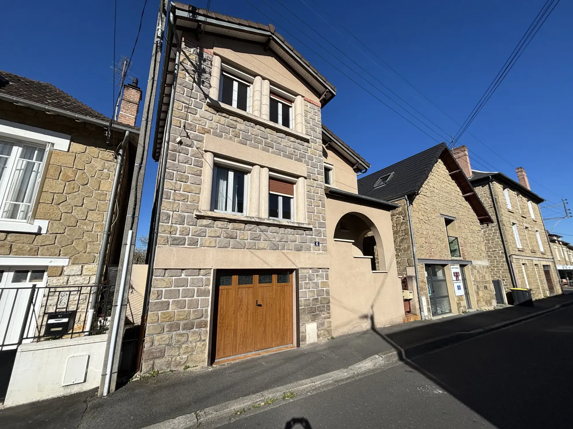 Maison en pierre à vendre à Brive-la-Gaillarde – 80 m², jardin, garage 