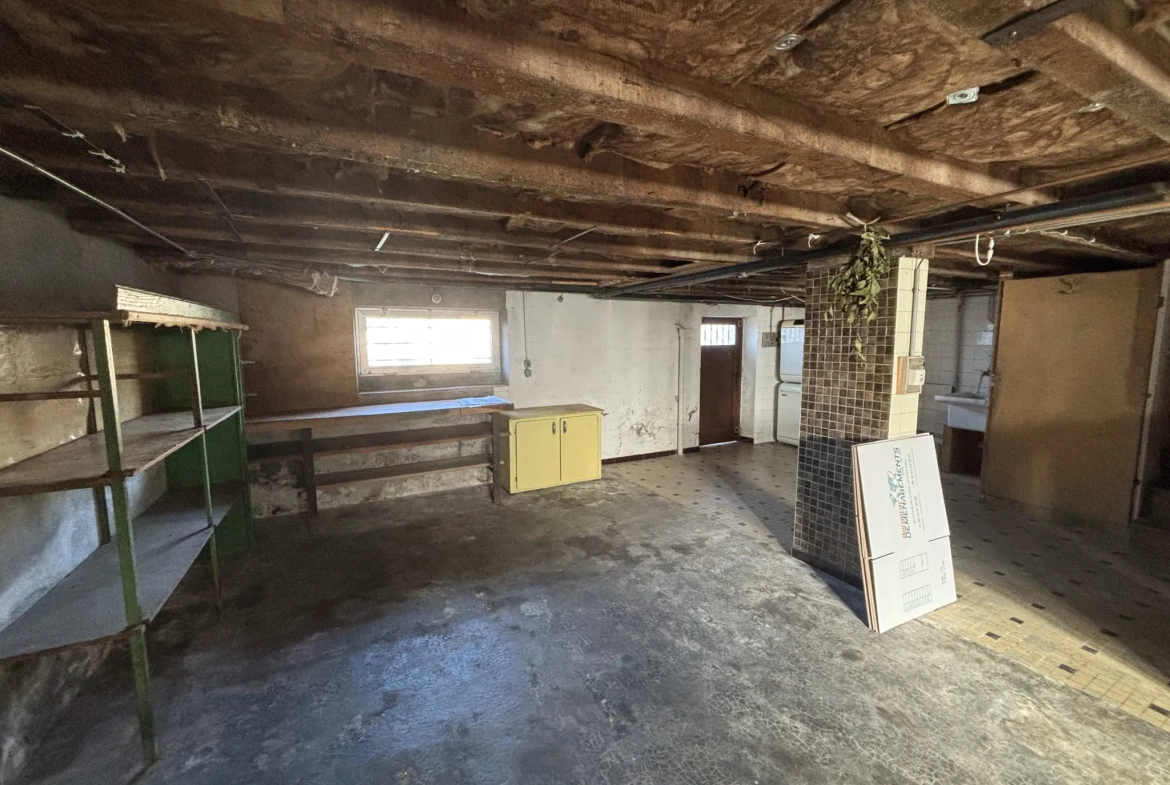 Maison en pierre à vendre à Brive-la-Gaillarde – 80 m², jardin, garage 