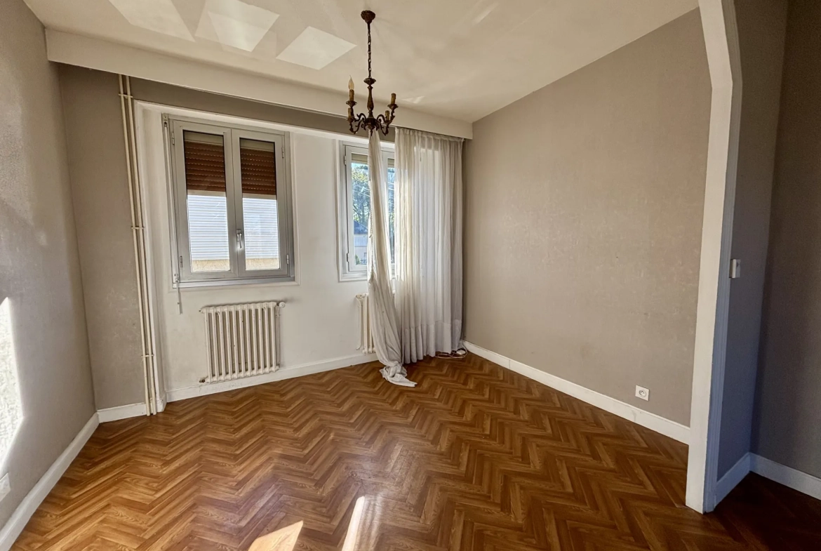 Maison en pierre à vendre à Brive-la-Gaillarde – 80 m², jardin, garage 