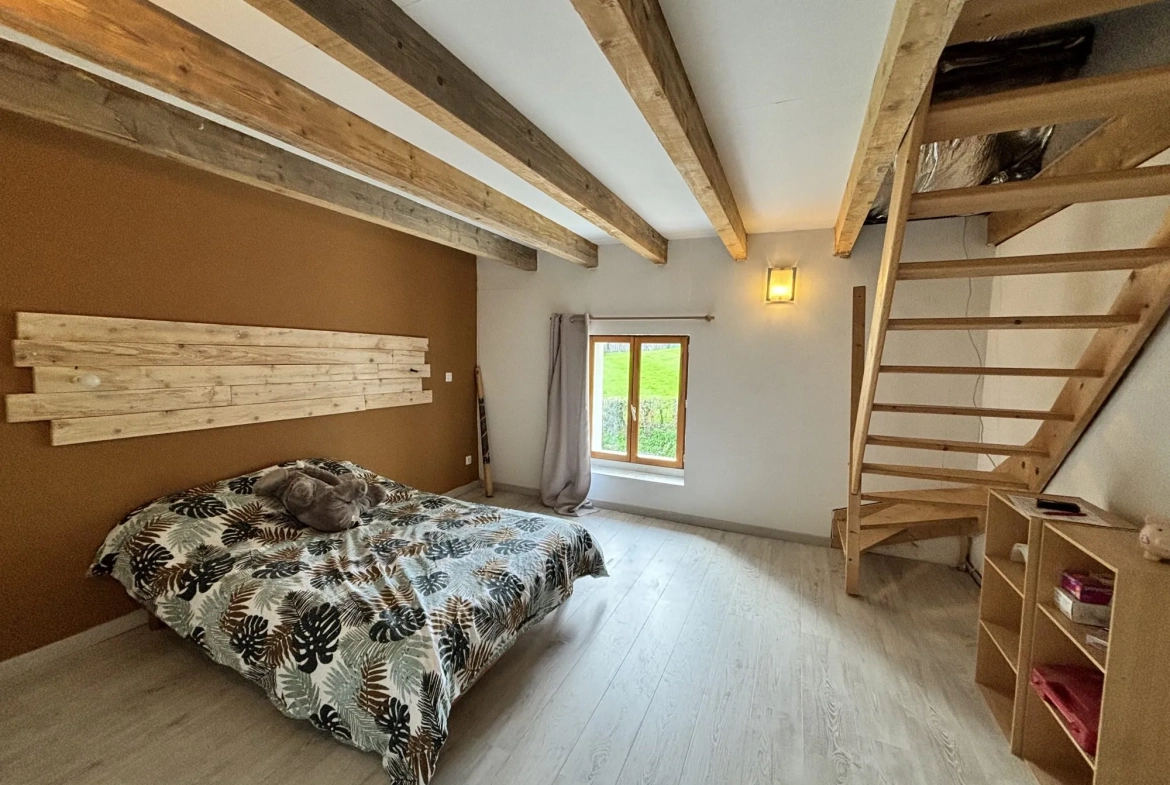 Maison rénovée de 160 m² à Aigueperse, calme et vue dégagée 