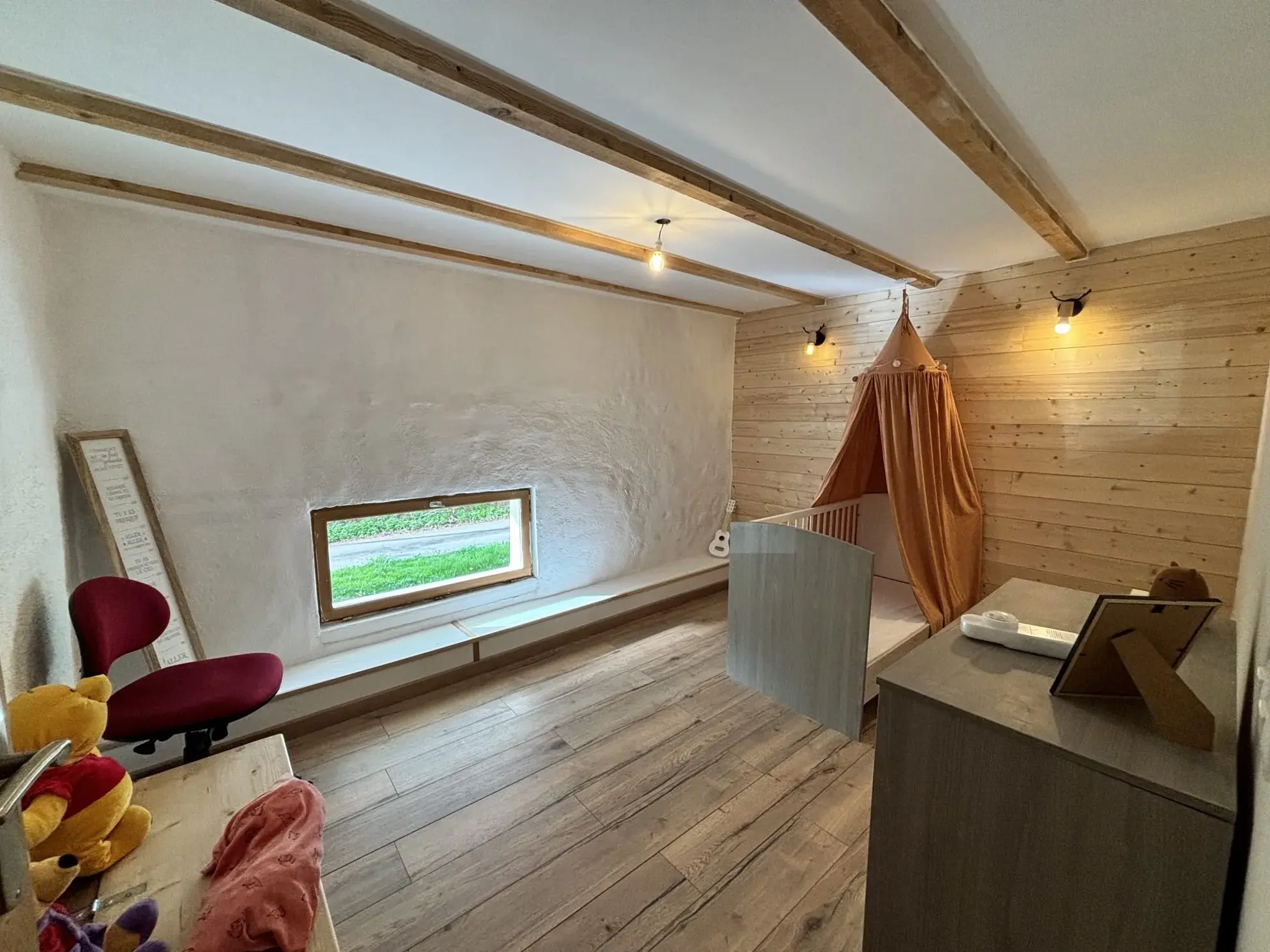 Maison rénovée de 160 m² à Aigueperse, calme et vue dégagée 