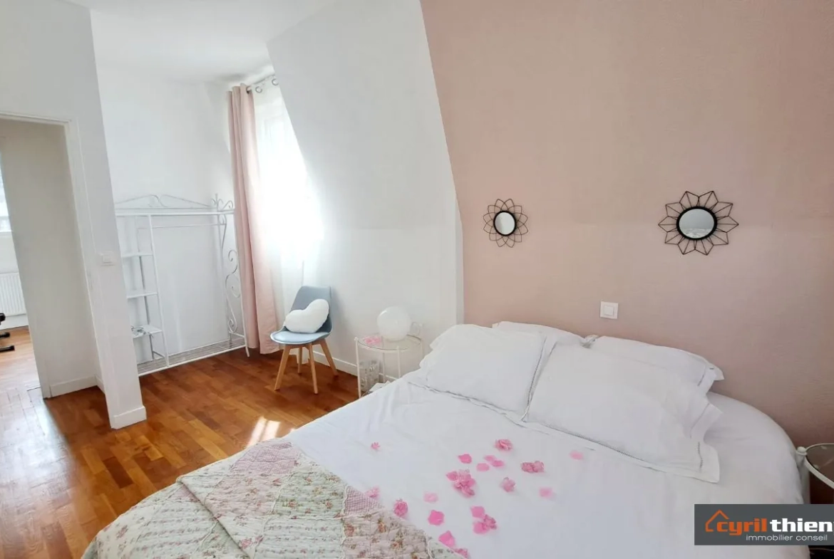 Maison en centre-ville d'Abbeville avec jardin, 3 chambres, jacuzzi et garage 