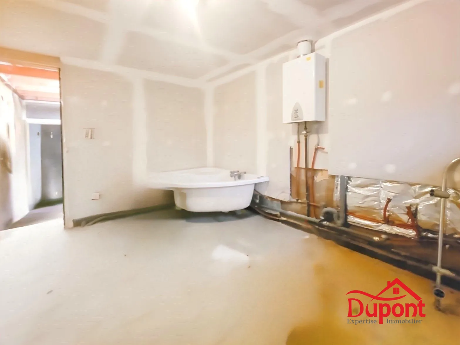 Lot de deux maisons à rénover à Solesmes pour investissement immobilier 
