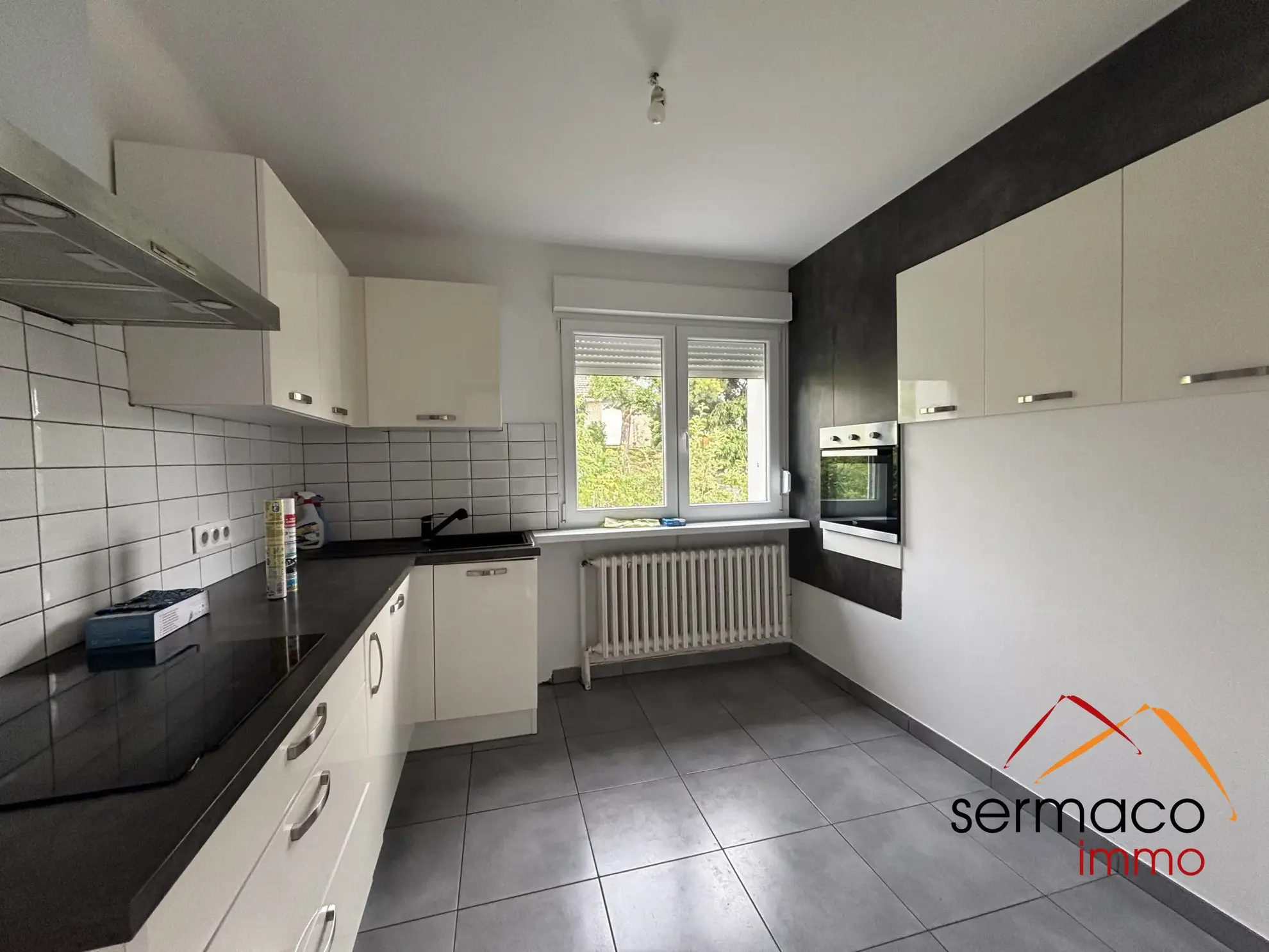 Charmante maison de plain-pied à Saint-Avold avec jardin et proximité des écoles et commerces 