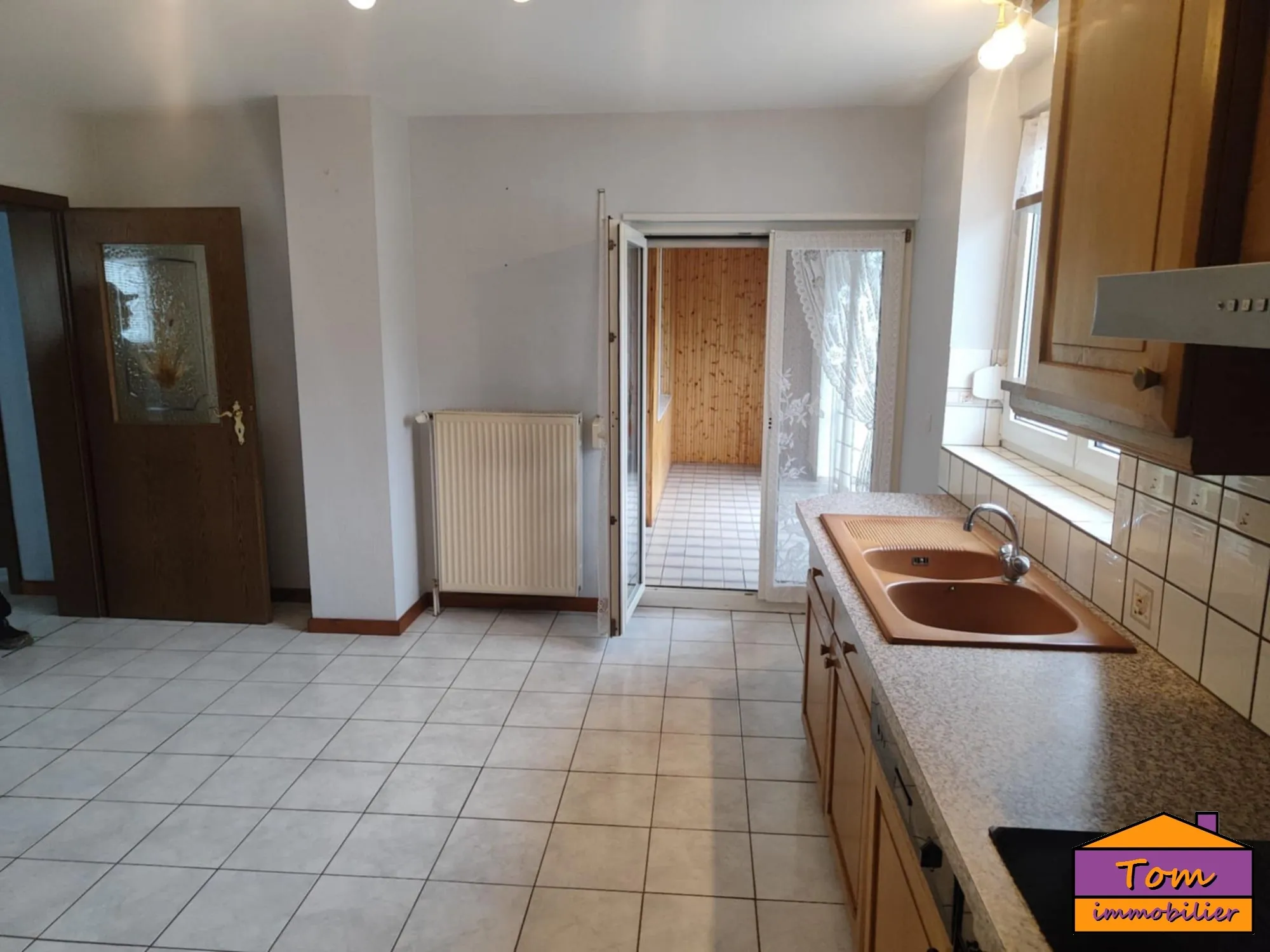 Maison familiale avec appartement loué proche frontière allemande 