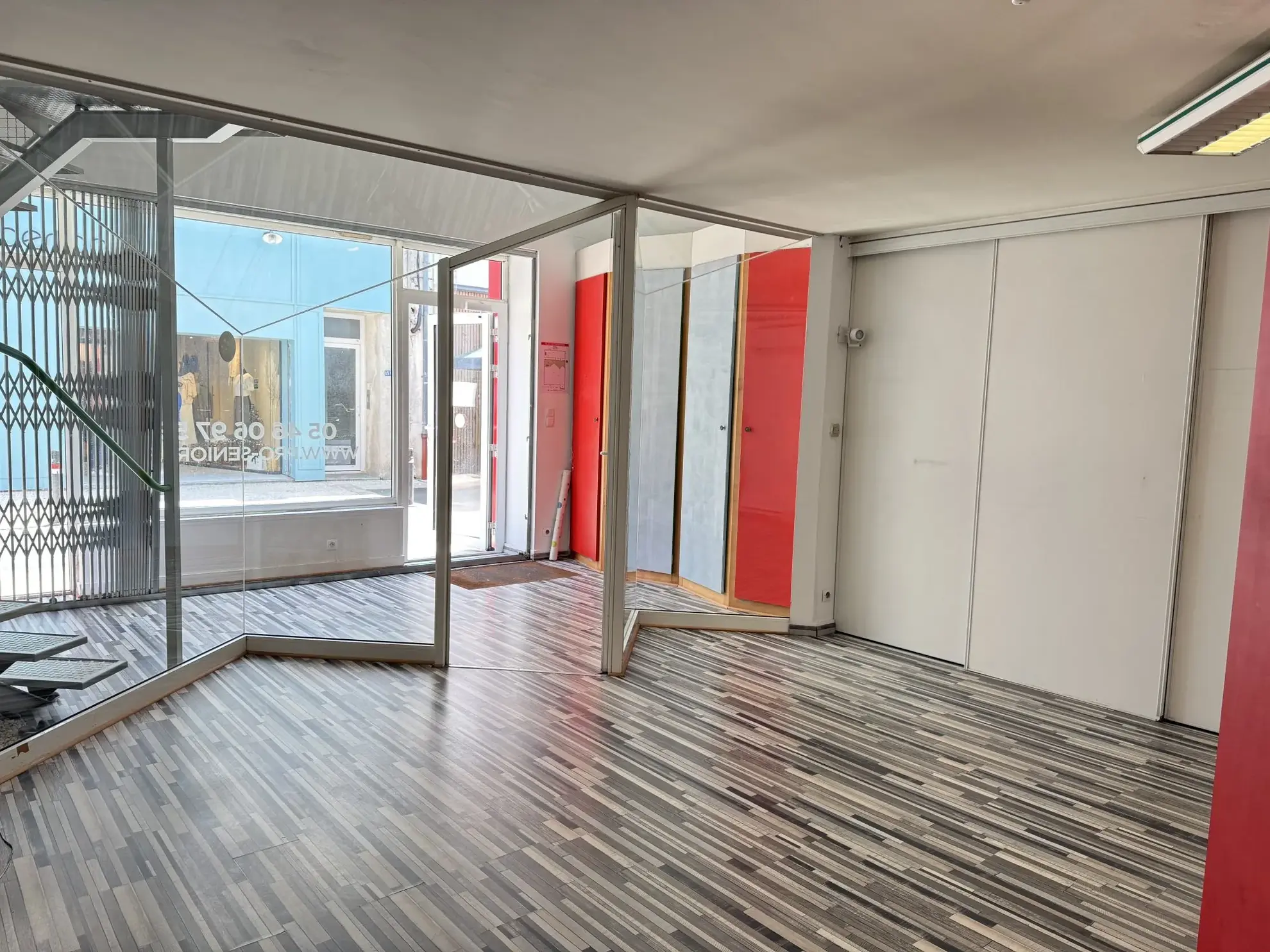 À vendre local commercial de 50 m² en centre-ville de Saujon 