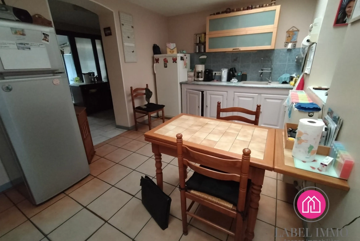 Maison de 98 m² avec jardin et 2 chambres à Bruay-sur-Escaut 