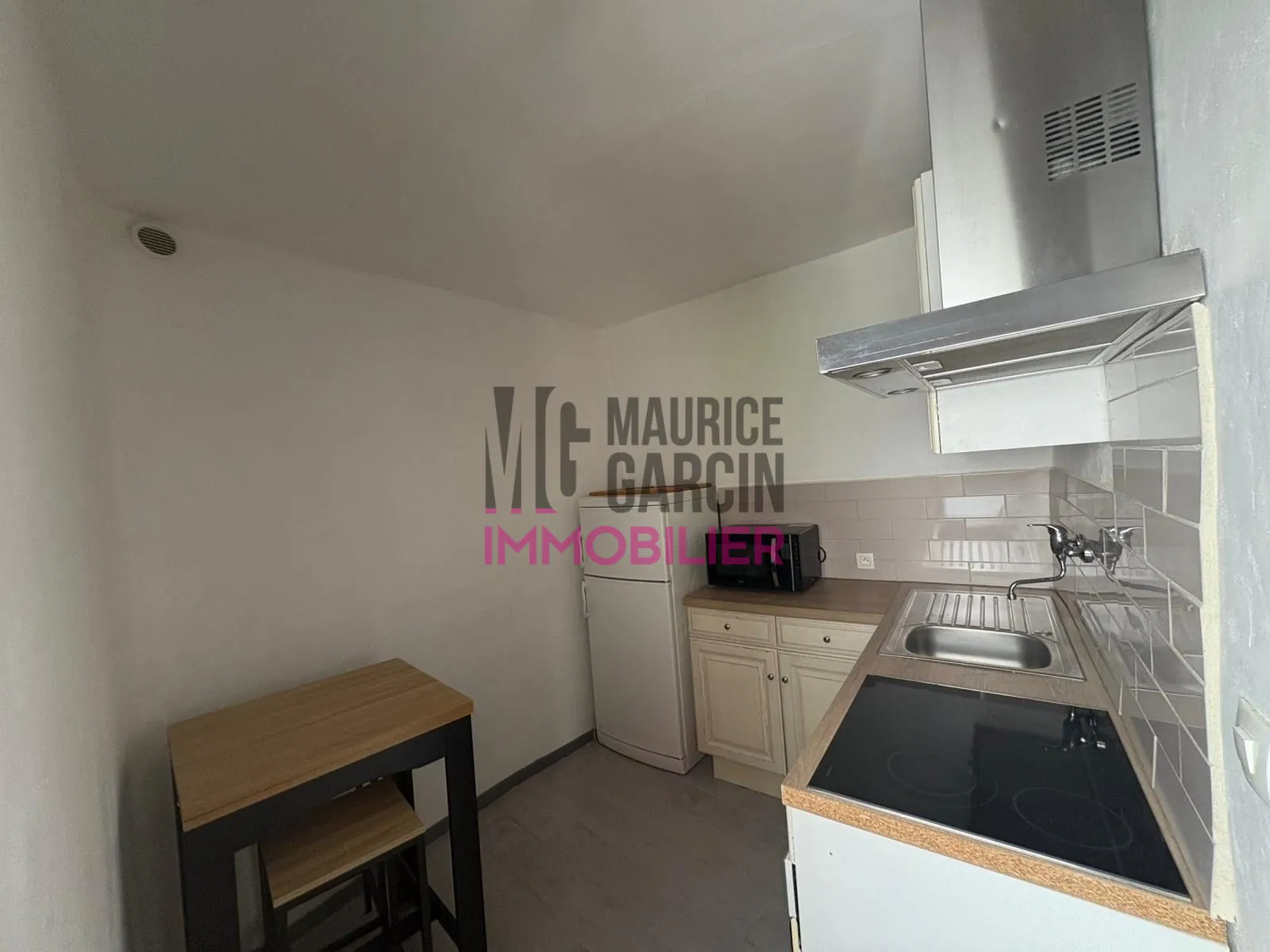 Maison en pierres à Beaumes-de-Venise, idéal investissement ou premier achat 