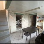 Maison à vendre à Thiers proche centre historique - Opportunité d'investissement